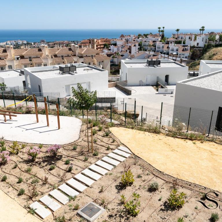 Luxury 3-Bed Mijas Villa, Sea View, Pool & Jacuzzi - Casa Unifamiliar de 3 dormitorios - 21