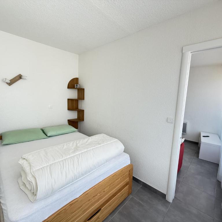Sol-y-Days Fleurie 1 Appartement Grande Terrasse et Parking - Two-Bedroom Apartment with Terrace - 15