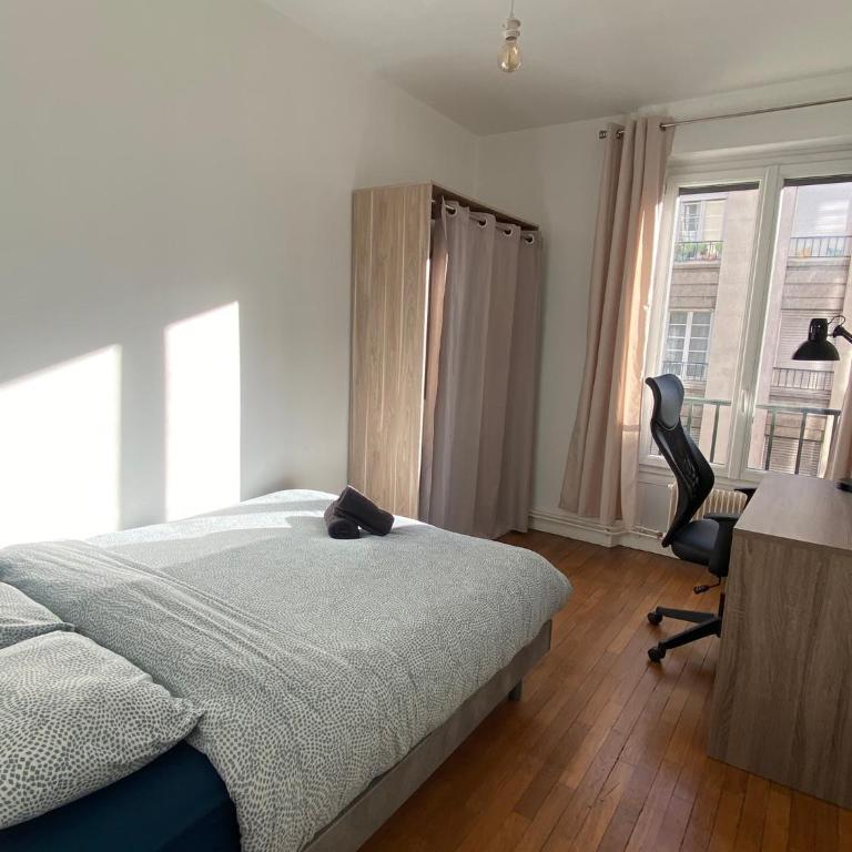 Spacieux & Lumineux - centre Amiens avec Parking - Two-Bedroom Apartment - 14
