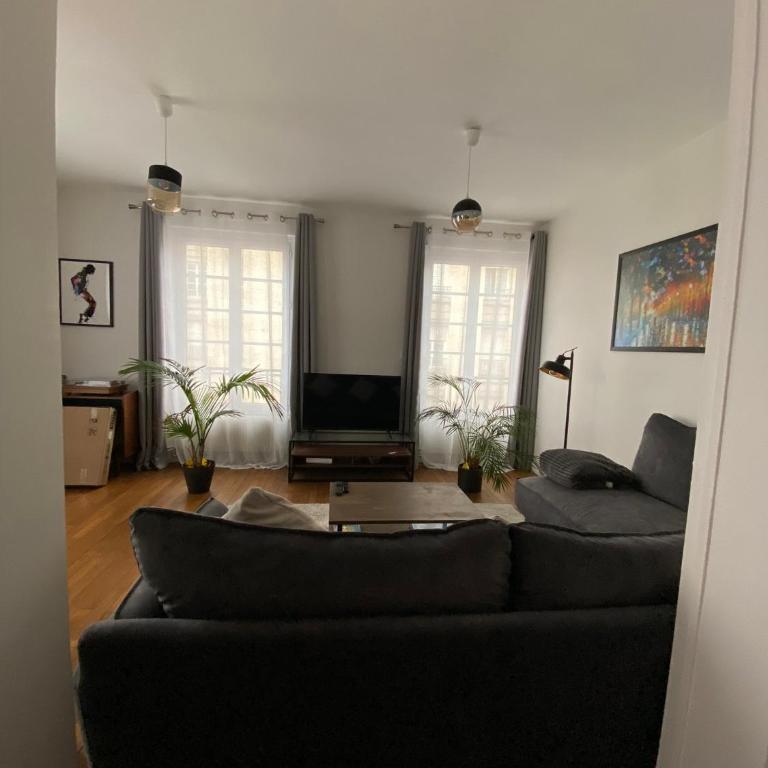 Spacieux & Lumineux - centre Amiens avec Parking - Two-Bedroom Apartment - 16