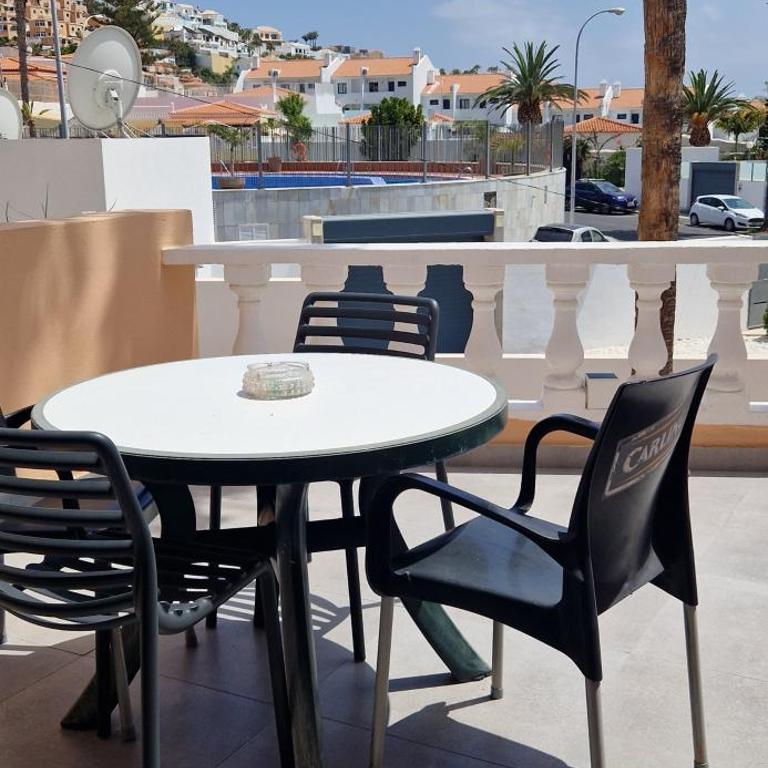 Paradise Court 1 BR Condo with Pool, Costa Adeje - One-Bedroom Apartment - 13