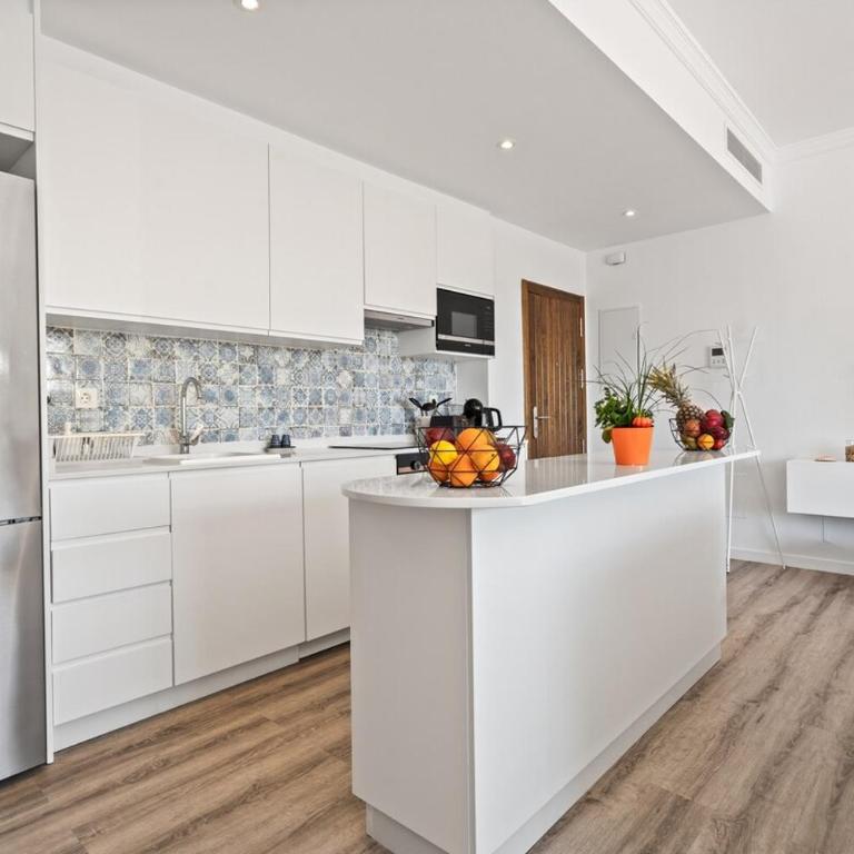 Stylish PH with Private Rooftop & Sea Views RDR497 - Apartamento Deluxe de 3 dormitorios - 27