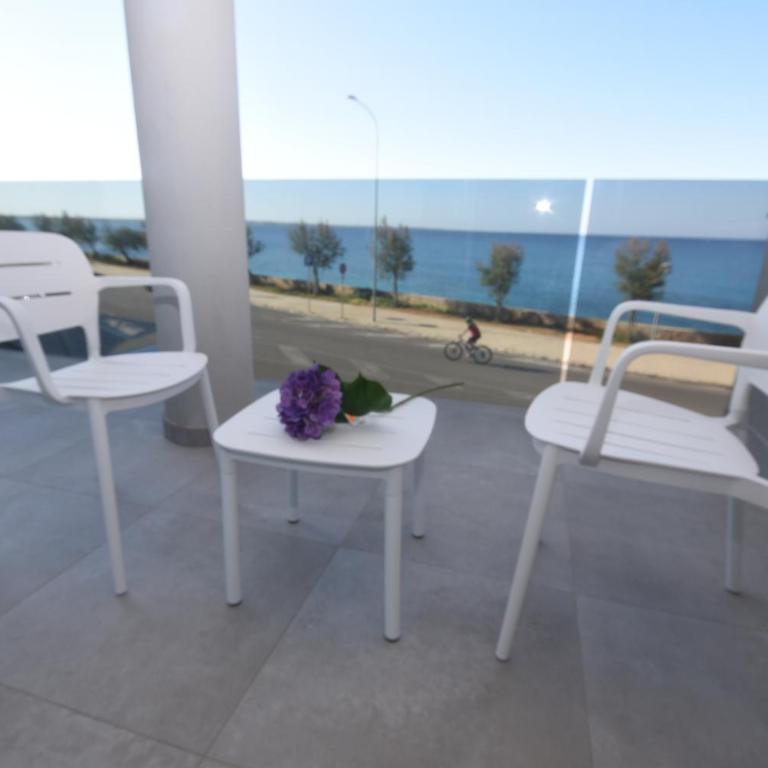 AMA Apartment Conchiglia - Appartamento con 2 Camere da Letto e Vista Mare - 10