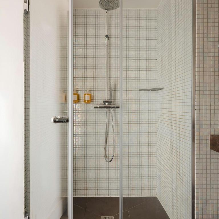 L'Edmond Hotel Parc Monceau - Suite avec Kitchenette et Terrasse - 9
