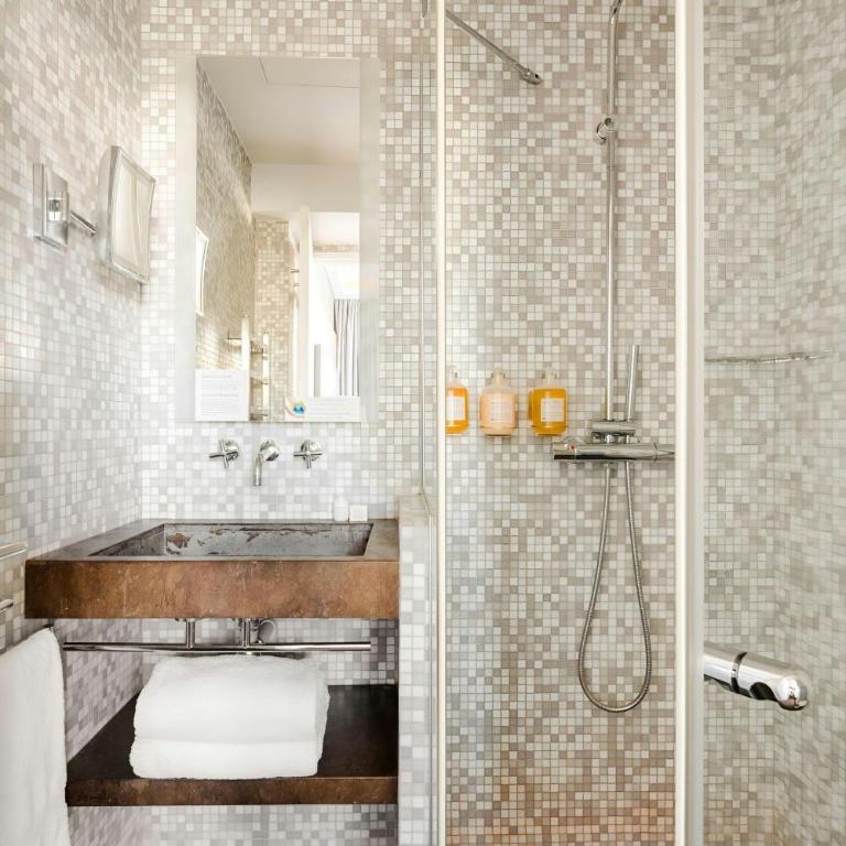 L'Edmond Hotel Parc Monceau - Chambre Deluxe avec kitchenette et terrasse - 6