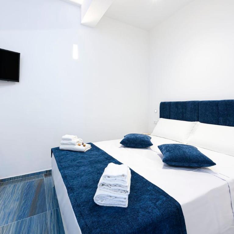 Le Maree Comfort Rooms - Camera Matrimoniale con Bagno Privato - 7
