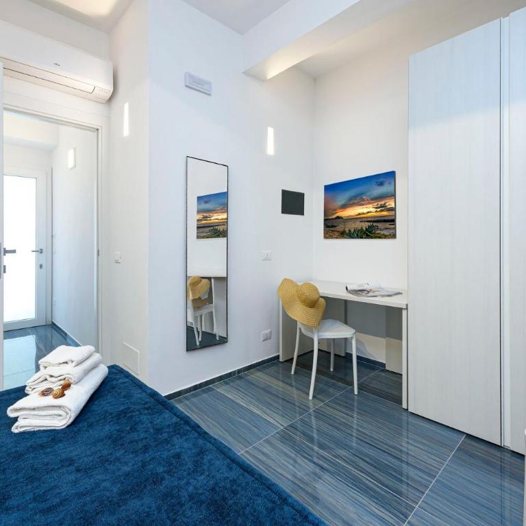 Le Maree Comfort Rooms - Camera Matrimoniale con Bagno Privato - 8