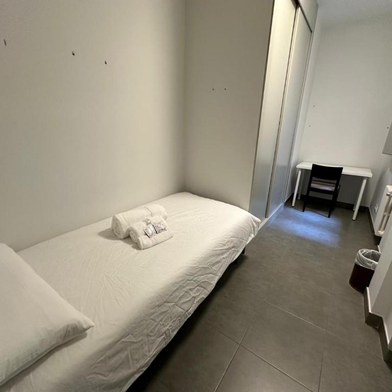 mikasita Bilbao - student housing & coliving - Single Room with Private Bathroom - 5