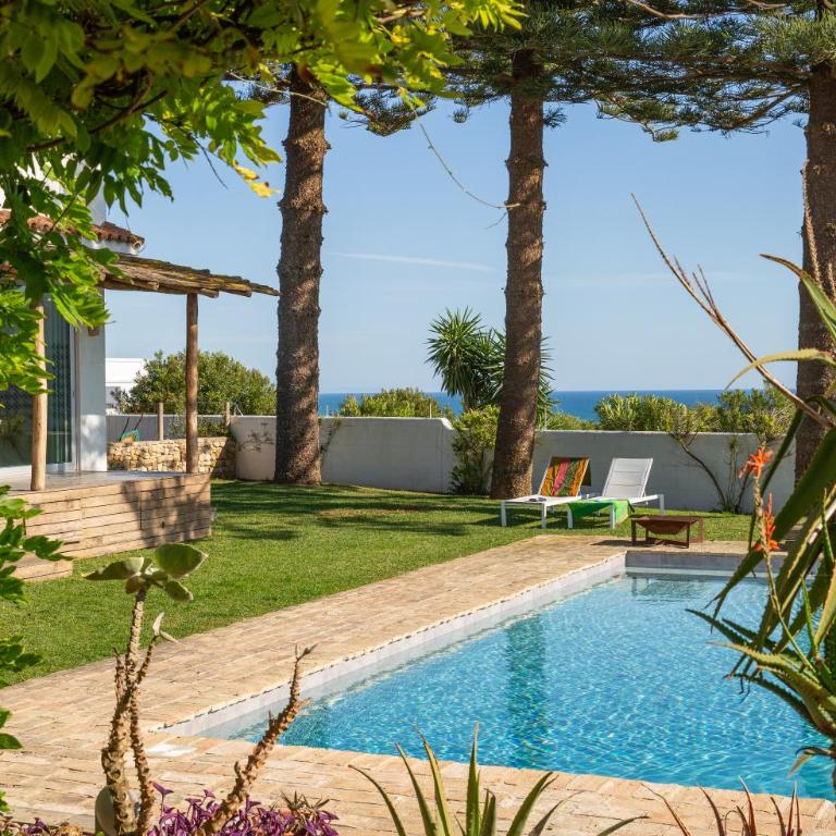 Exotic Beachfront Retreat Handcrafted Bohemian Luxury - Villa - 8