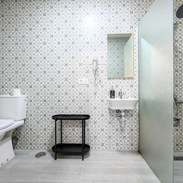 Blue Castle GuestHouse - Habitación Doble con baño privado - 4