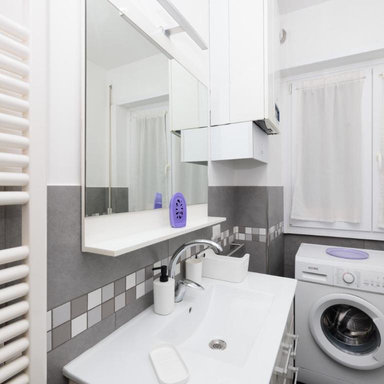 Ostia Bella Apartment - Appartamento con 2 Camere da Letto - 60