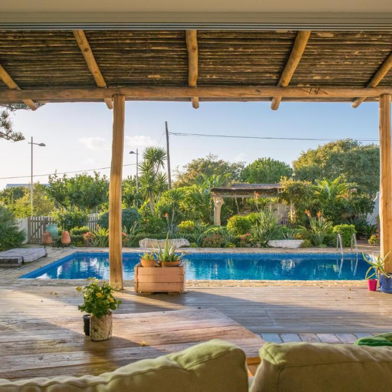 Exotic Beachfront Retreat Handcrafted Bohemian Luxury - Villa - 22