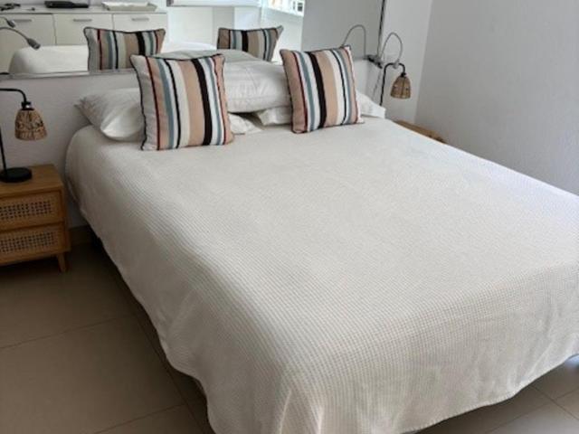 appartements studios centre ville Saint Tropez avec parking - Chambre Supérieure Lit Queen-Size - 3