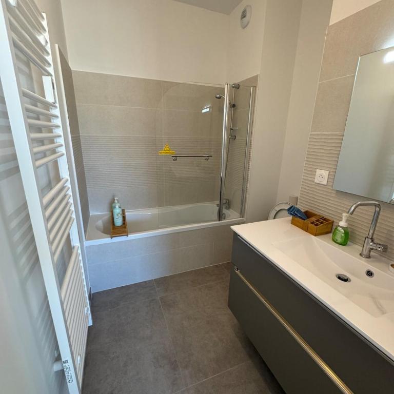 Bord de mer exceptionnel label 4 étoiles "Clevacances" - Appartement - Vue sur Jardin - 22