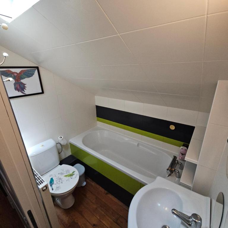 Chambre familiale chez l'habitant - Camera Familiare con Bagno Privato - 2