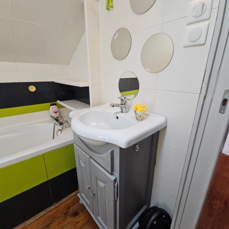 Chambre familiale chez l'habitant - Camera Familiare con Bagno Privato - 3