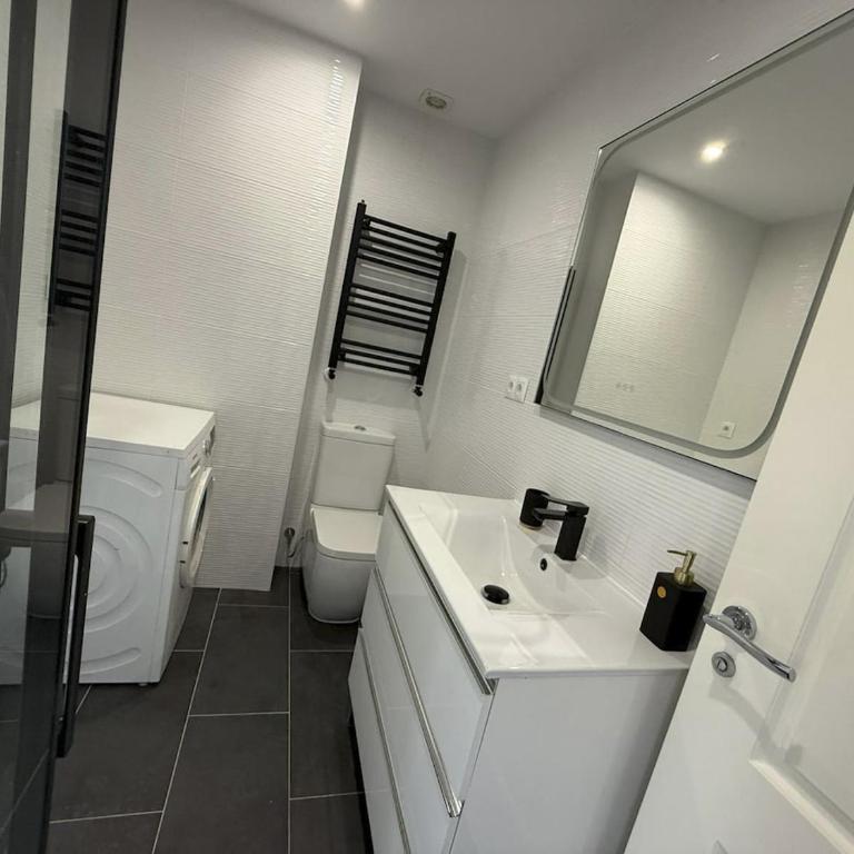 Monthly Rental 1 Bedroom Apartment and Temporary LHO123HAP - One-Bedroom Apartment - 4