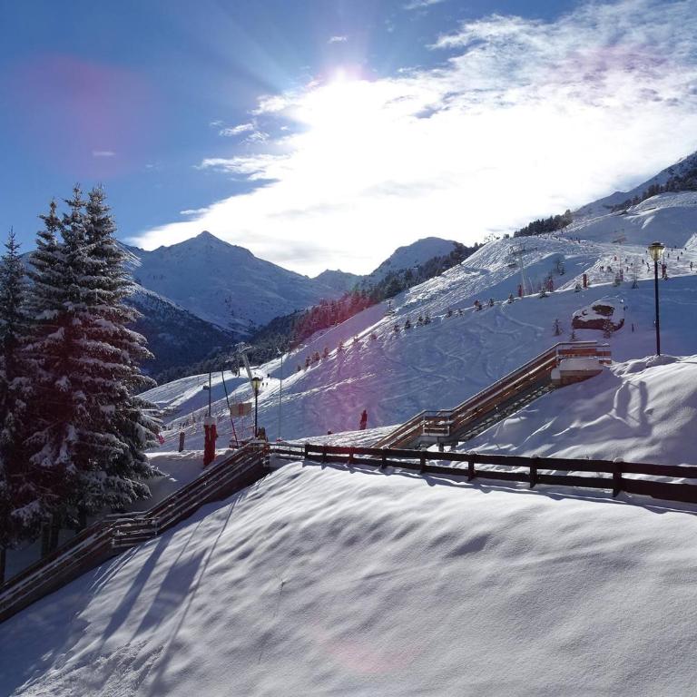 Studio charmant, lumineux, skis aux pieds - FR-1-182-8 - Studio - 17