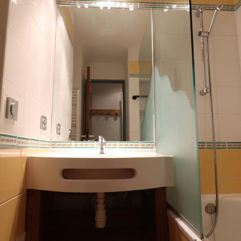 Studio Charmant sur Pistes, Animaux Bienvenus, Proche Commerces - FR-1-182-197 - Studio - 13