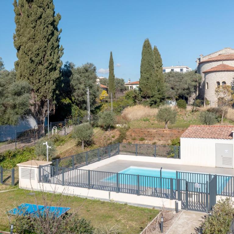 Magnifique Rooftop a Antibes 4 chambres - Apartment - 7