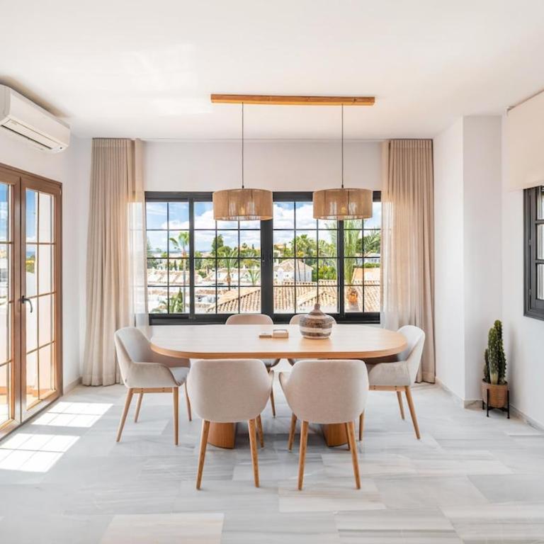 Luxurious 3BDR apartment Puerto Banús, Marbella - Apartamento de 3 dormitorios con vistas al océano - 21