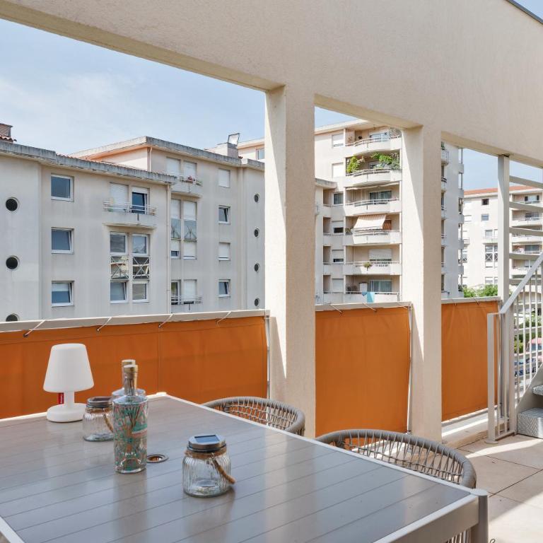 Magnifique Rooftop a Antibes 4 chambres - Apartment - 13