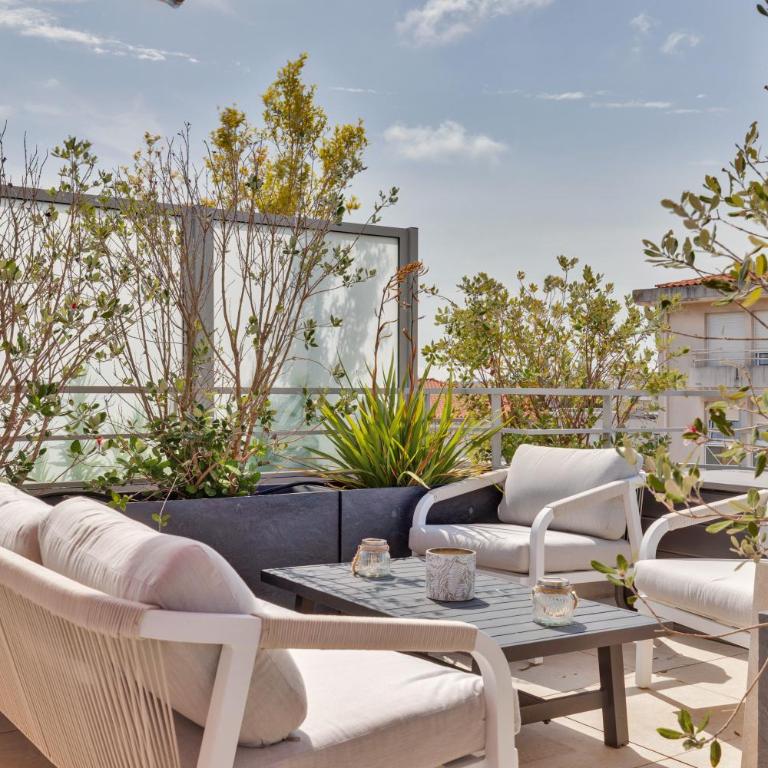 Magnifique Rooftop a Antibes 4 chambres - Apartment - 2