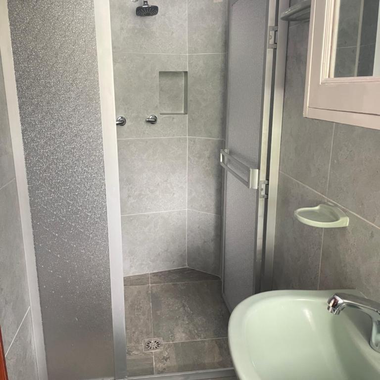 JB House - One-Bedroom Apartment - 7