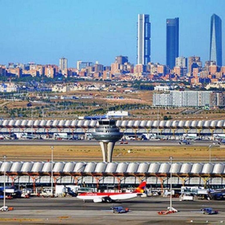 Apartamento Aeropuerto Nuevo 3 21 - One-Bedroom Apartment - 25