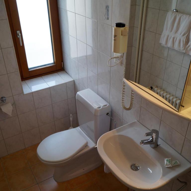 Hotel Victoria - Doppel- oder Zweibettzimmer - 10