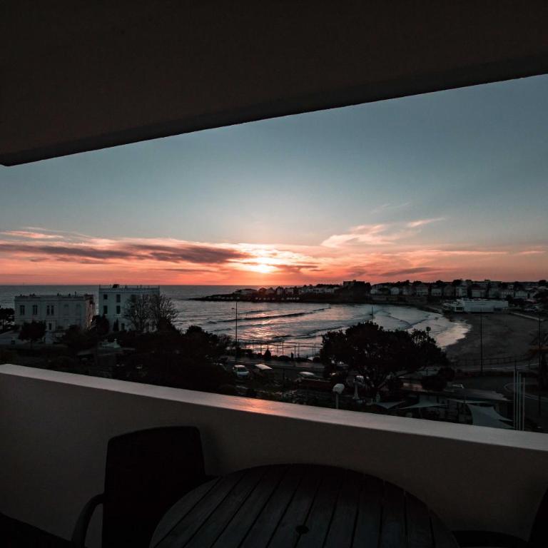 Hotel Belle Vue Royan - Chambre Double ou Lits Jumeaux - Vue sur Mer - 17