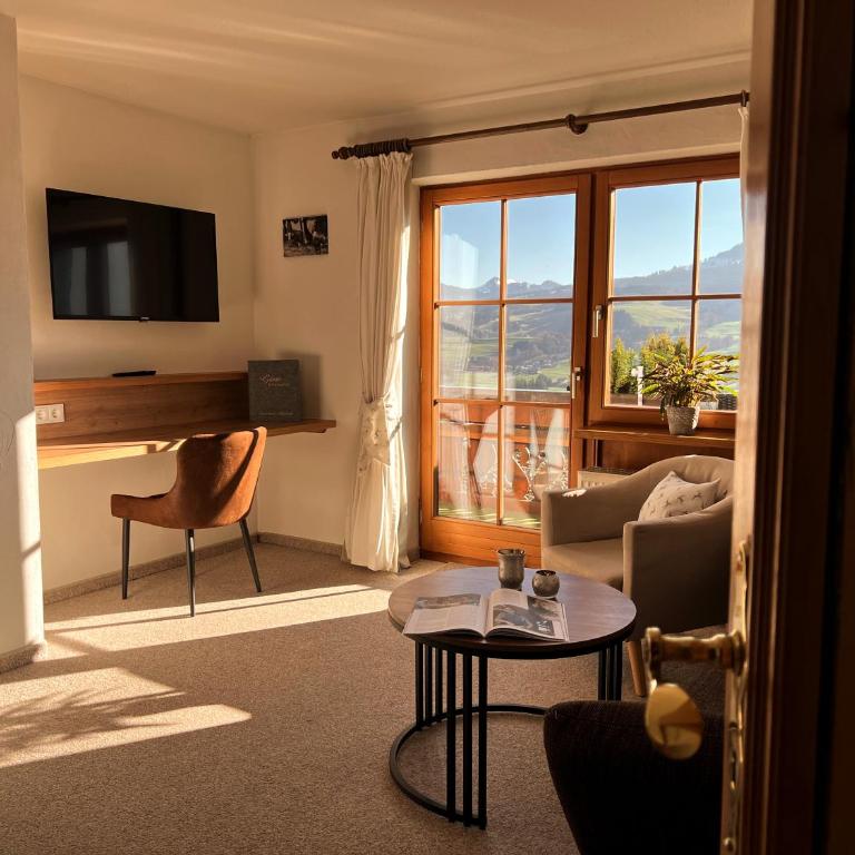 Gästehaus Alpenruh - Apartment mit Blick auf die Berge - 2