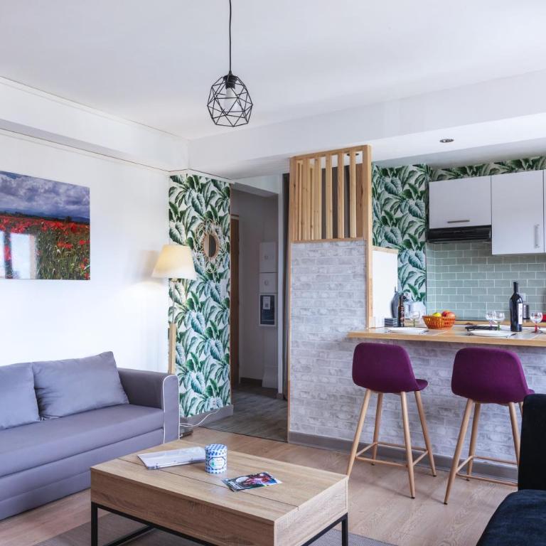 Les rives de l Allier F3 avec parking gratuit - Appartement 2 Chambres - 3
