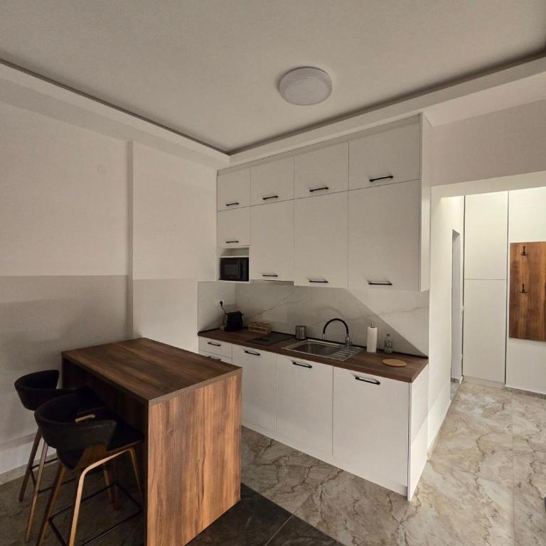 Slavija Residence Apartments - Apartment with Terrace - 27