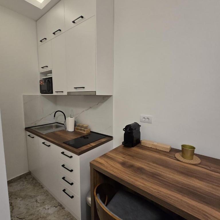 Slavija Residence Apartments - Apartment with Terrace - 28