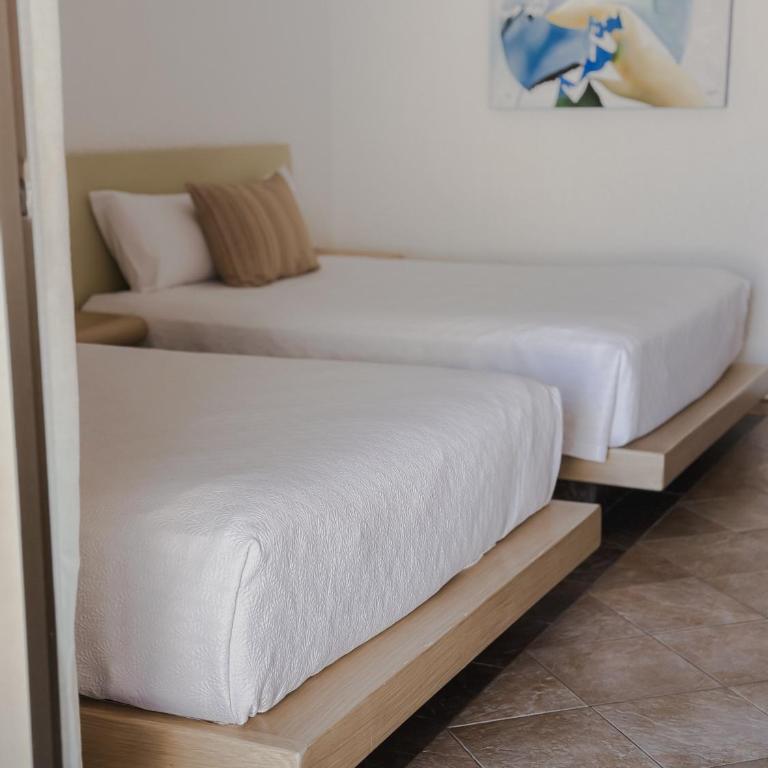 Hotel Los Patios - Habitación Estándar con 2 camas extragrandes y balcón - 1