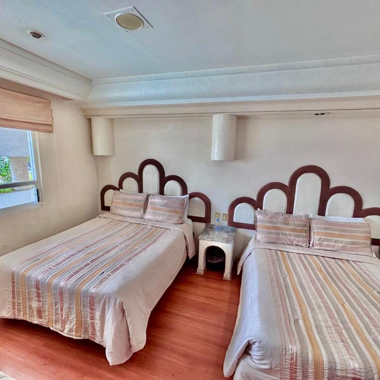 Global Express Puebla - FINSA - Double Room with Two Double Beds - 4