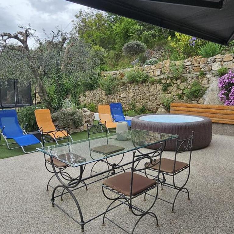 Appartement dans villa 4 personnes avec jacuzzi au calme - Appartement 1 Chambre - 8