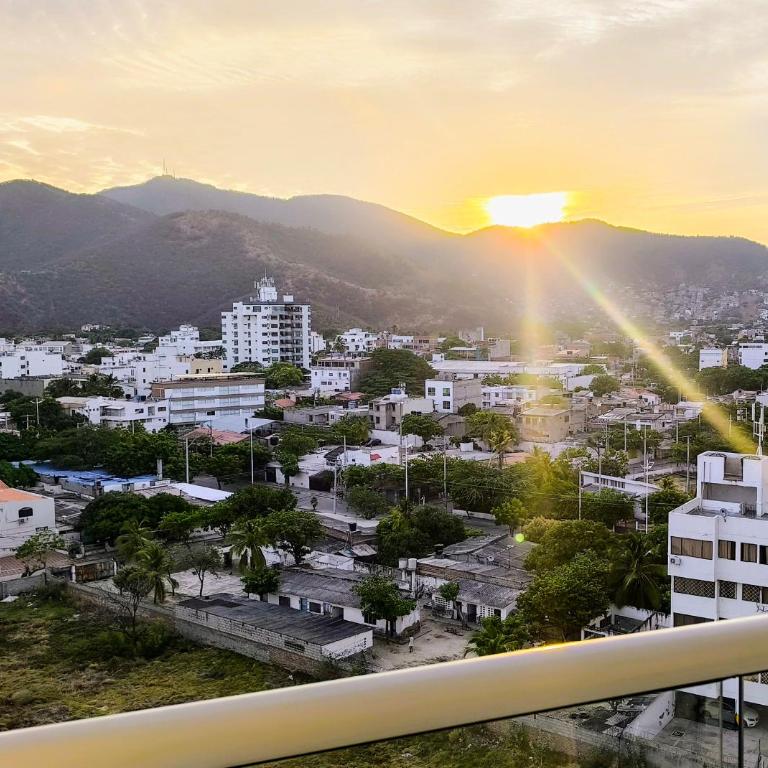 Apartamento Gaira - Mar y Descanso en Santa Marta - Apartamento de 2 dormitorios con balcón y vistas al mar - 5