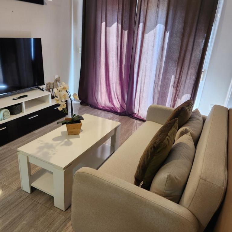 Ático Boutique con Piscina privada en el Solárium y Diseño Natural - Apartamento de 2 dormitorios - 38