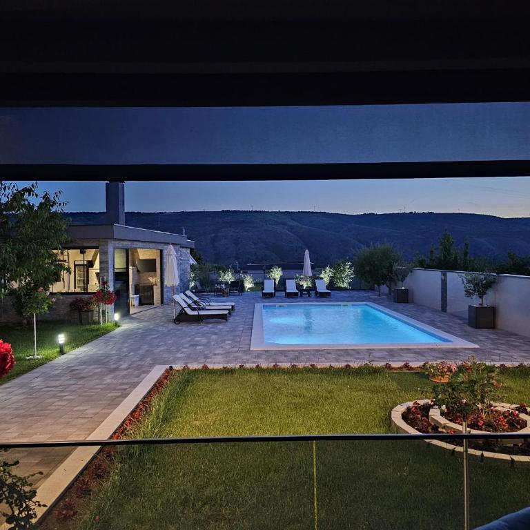 Villa Vukas - Two-Bedroom Villa - 5