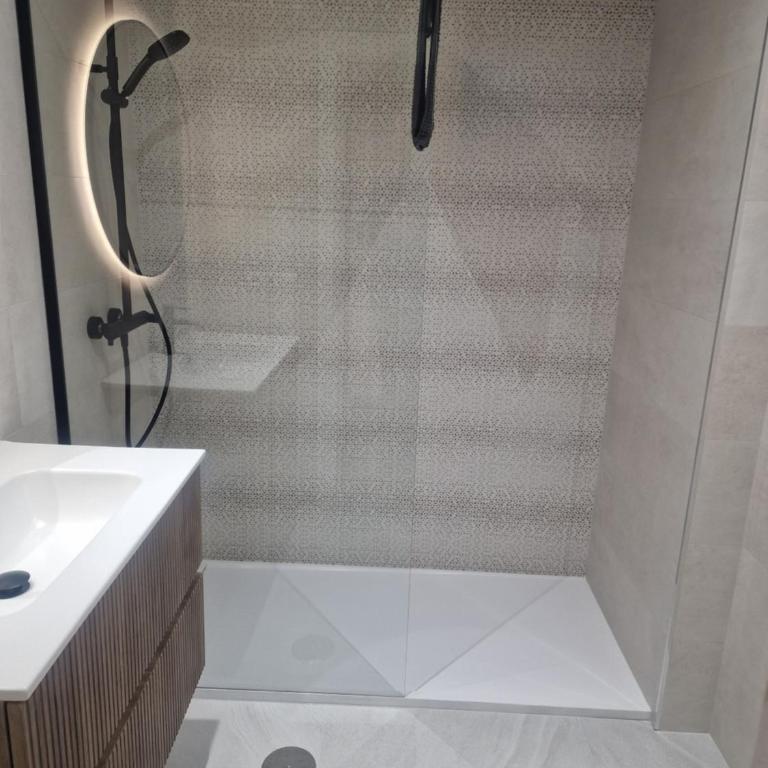 Large 1 Bedroom Apartment Close To Puerto Banus - Apartamento de 1 dormitorio - 9