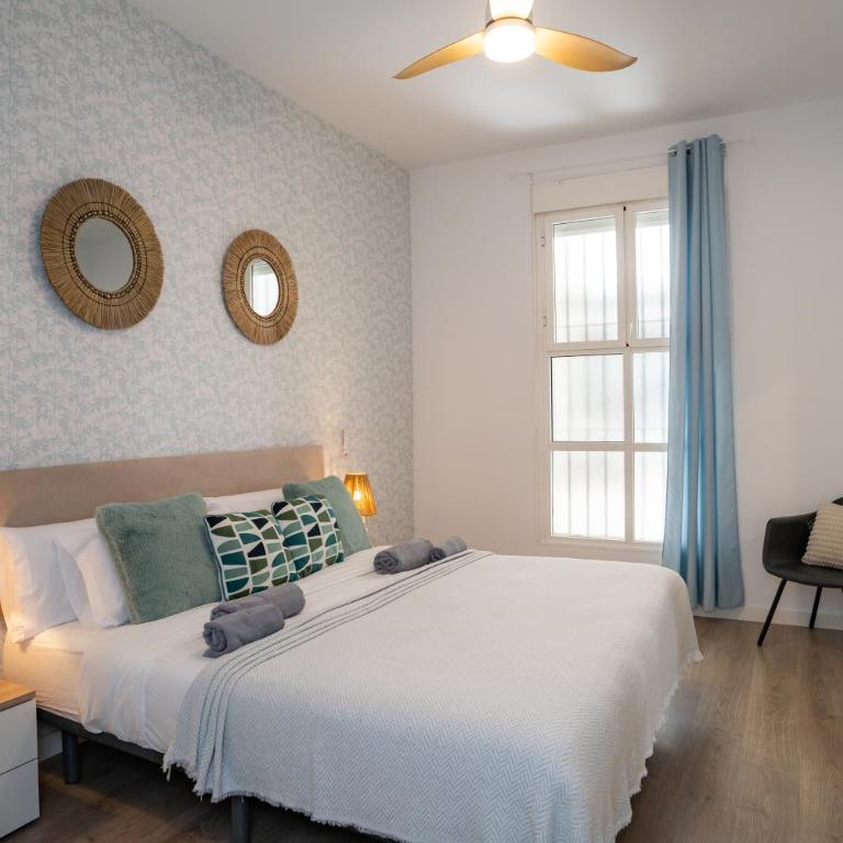 Stay Unique Teatro Cervantes Street - Superior One-Bedroom Apartment with Balcony - 17