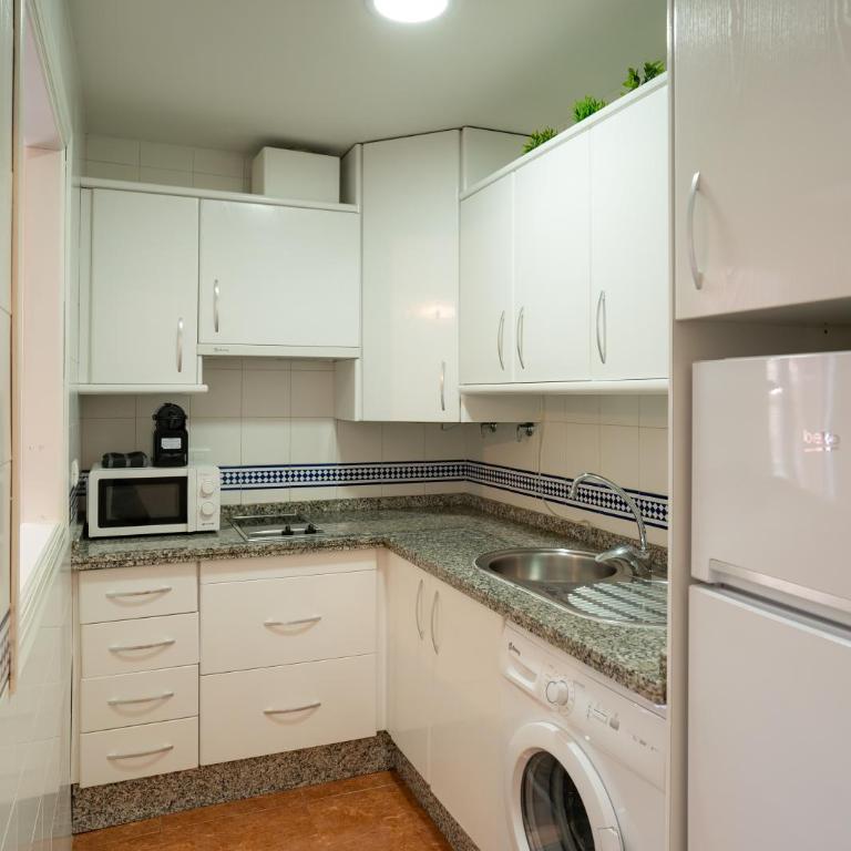 Stay Unique Teatro Cervantes Street - Apartment with View and Balcony - 7