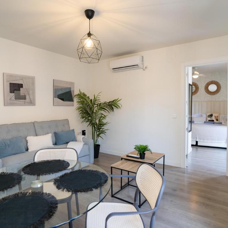 Stay Unique Teatro Cervantes Street - Apartment with View and Balcony - 9