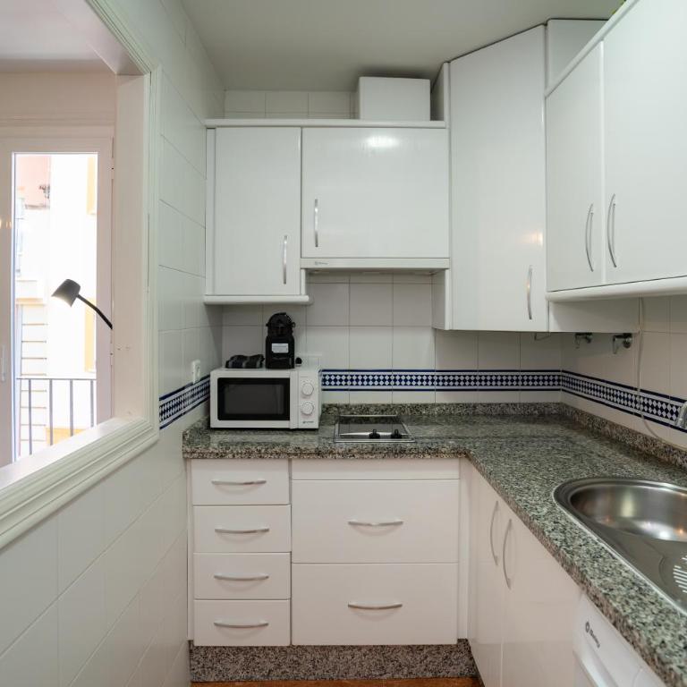 Stay Unique Teatro Cervantes Street - Apartment with View and Balcony - 11