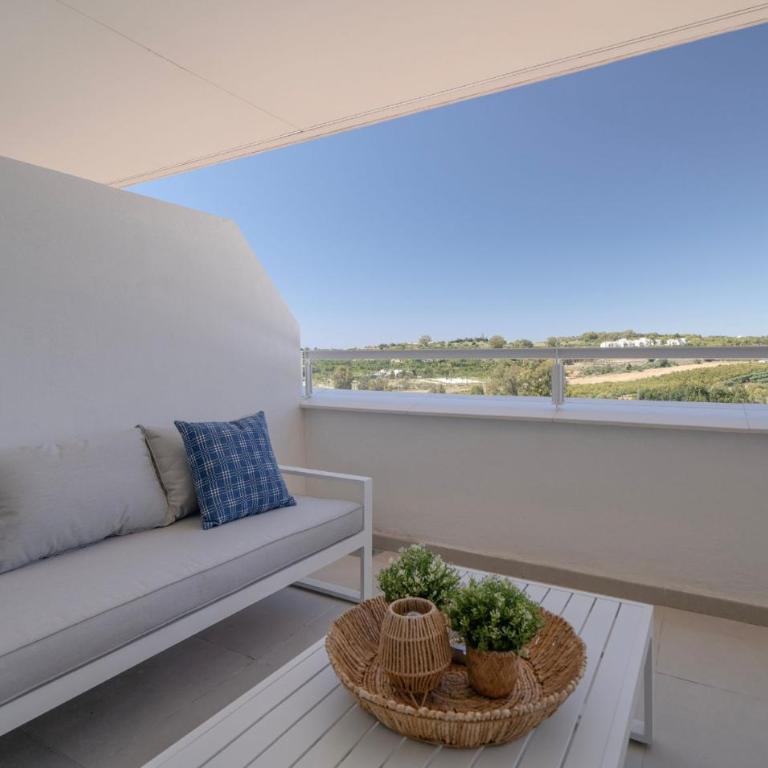 Chic Coastal Living on Estepona's Golden Mile - Apartamento - 25