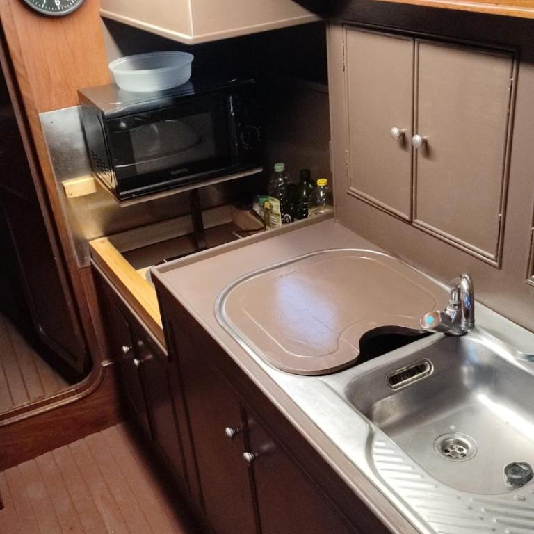 Romantic sailboat - Mobile Home - 3