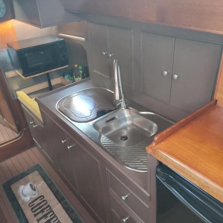 Romantic sailboat - Mobile Home - 21
