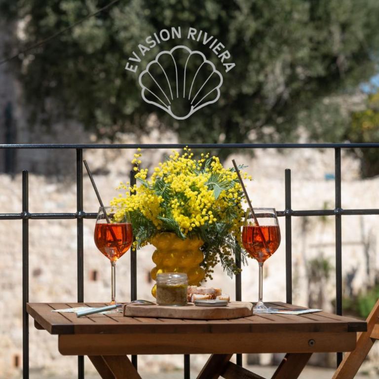 La Pablita by Evasion Riviera, Vieil Antibes, Remparts - One-Bedroom Apartment with Balcony - 11